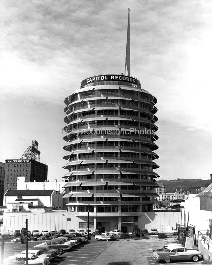 130 H2 Capitol Records 1958.jpg